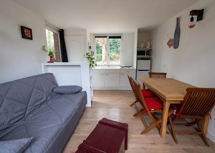 De La Gare - Le * Plessé